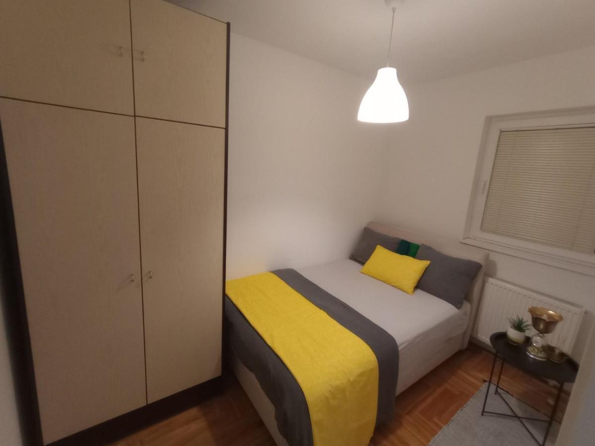 Stan U Krnjaci Apartamento Belgrado Exterior foto