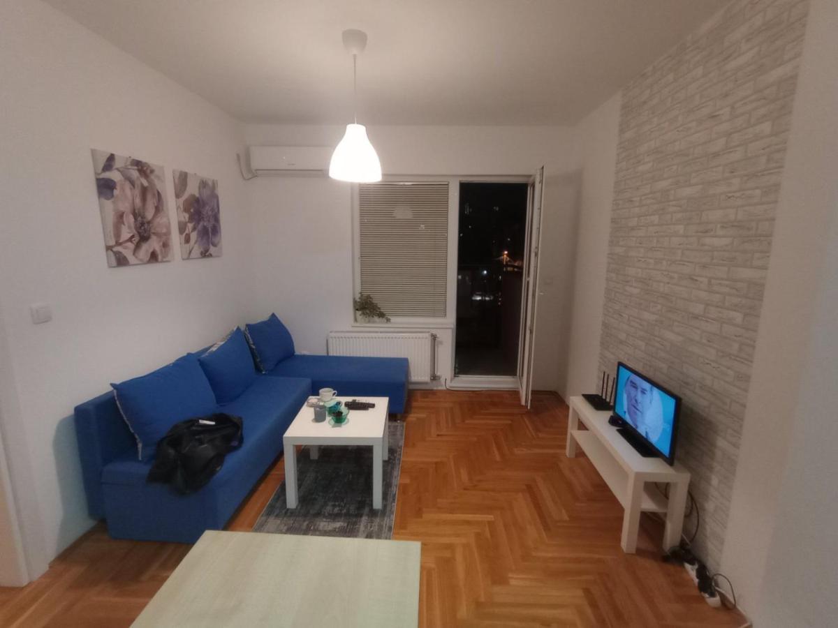 Stan U Krnjaci Apartamento Belgrado Exterior foto
